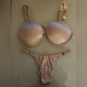 Victoria's Secret Nude Push Up Bra And Panty Set